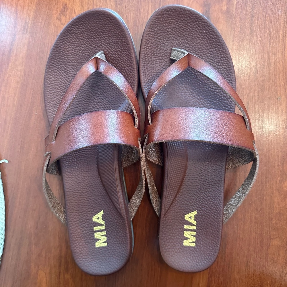 Brown Leather MIA sandals